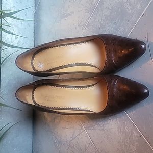 YSL -  Beautiful ostrich embossed highheel